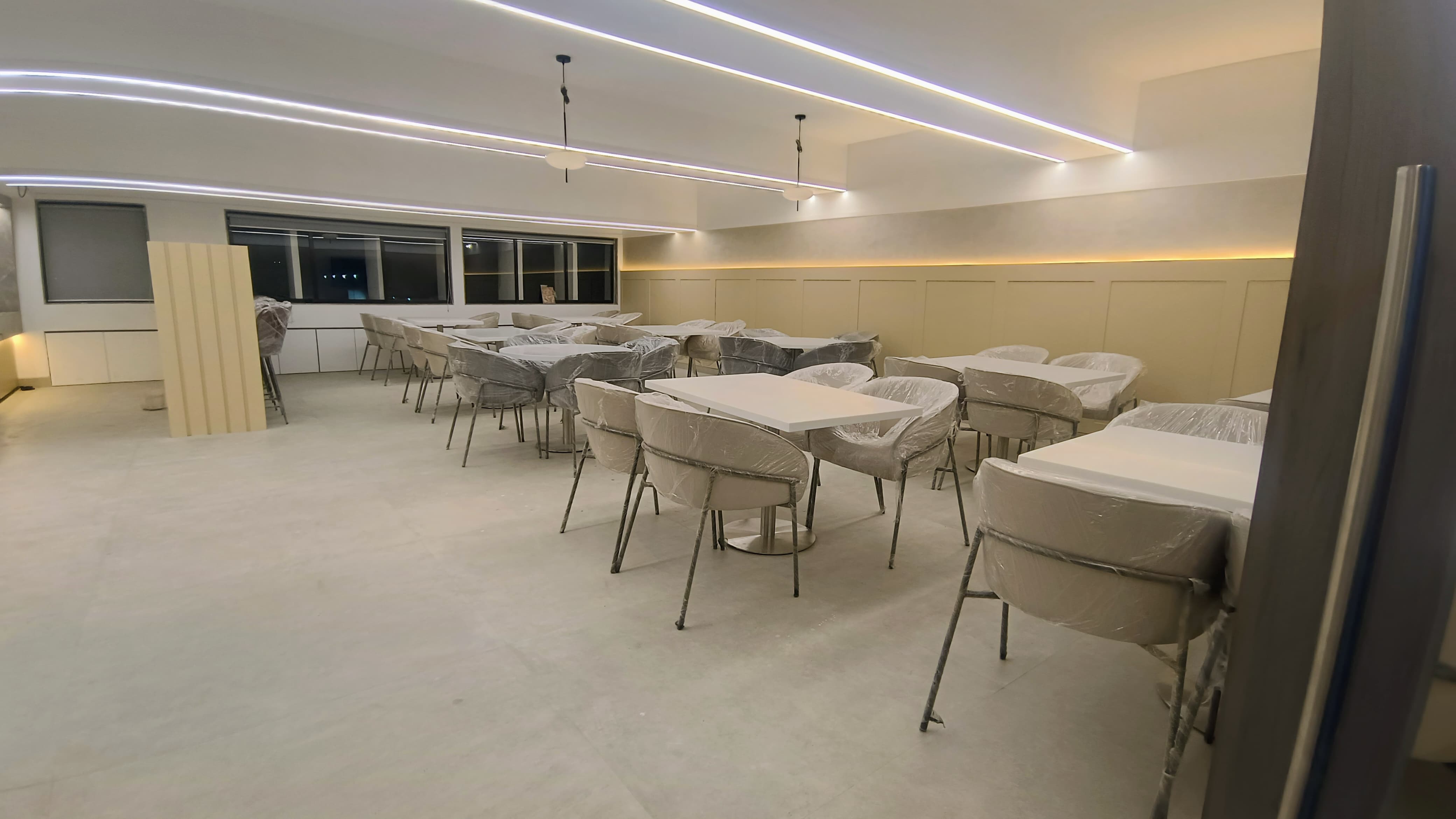 ZEE LOFT - INTERIOR WORK, Ahmedabad, Gujarat